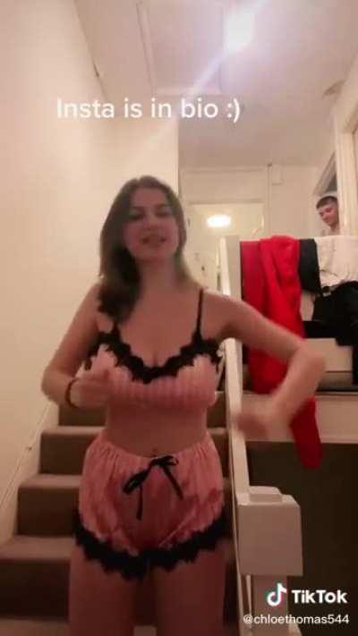 Bouncy Nightwear @chloethomas544