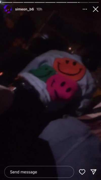 Karena marie backshots gotta be ode shit so fat and be clapping 😩😩🍆👀🍑