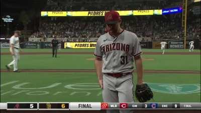 [Highlight] Jorge Alfaro walks off the Diamondbacks with an RBI hit in the 9th!