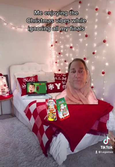 Así me imagino a jagger en su casa en diciembre cuando no hace streams de macho alfa