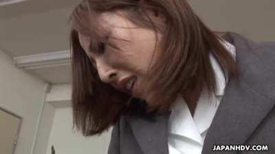 Emiri Mizukawa Insane Office Fuck