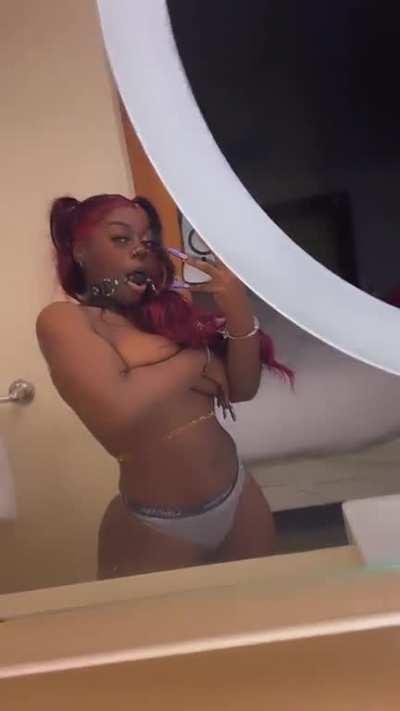 Come overr??😩🥰