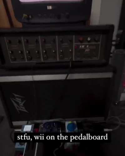 Unironically need a song that sounds like this lol