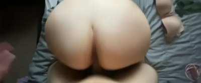 that jiggle is hypnotic 😍