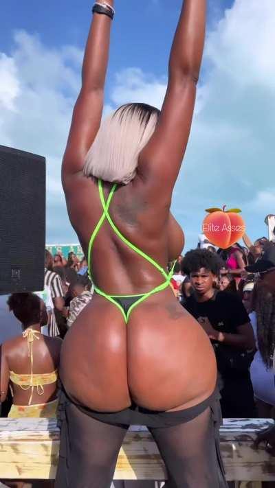 Number 1 overall ass