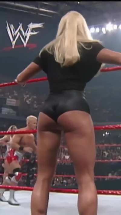 Debra's sexy butt in skin tight black latex shorts