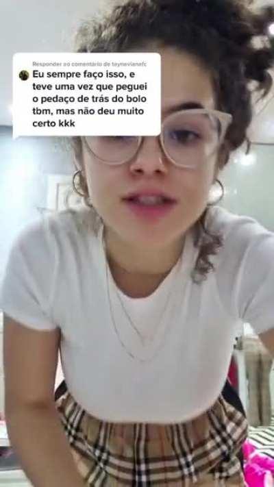 Nós queremos comer a parte de trás também, mais peito aí