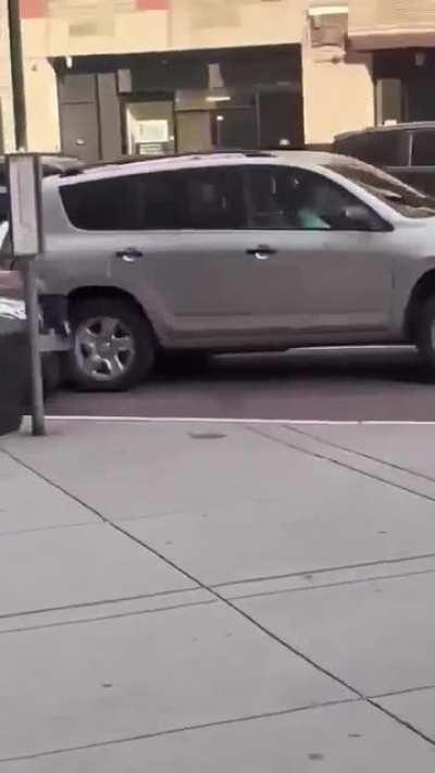 Roadrage in downtown 🥶