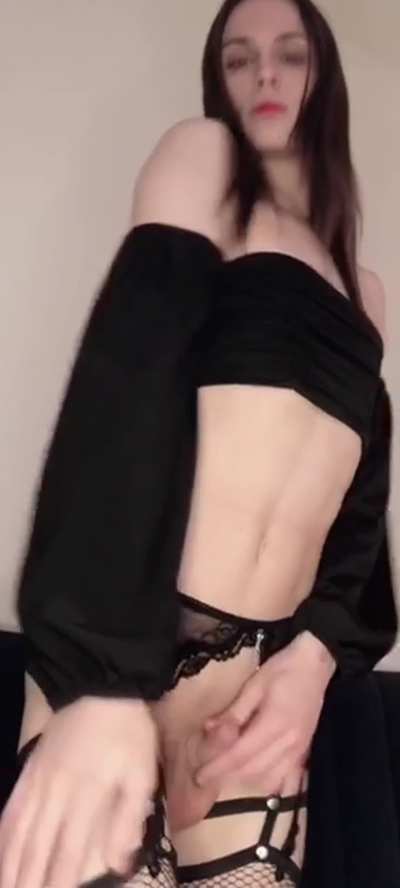 Who wants to come all over my pretty t girl face?