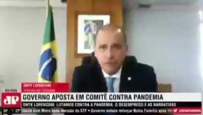 Onyx Lorenzoni dizendo que o lockdown não funciona por causa de pulgas