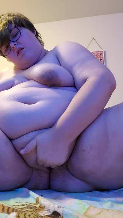 bbw fingering and squirting