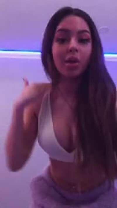 @damnnickii - Too damn fine ⌛️👀