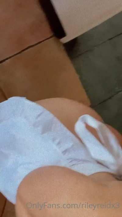 Mmmm , love this🍓 hotty😍