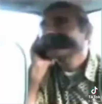 Calidad xiaomi 2 + algo en moro = obra artística