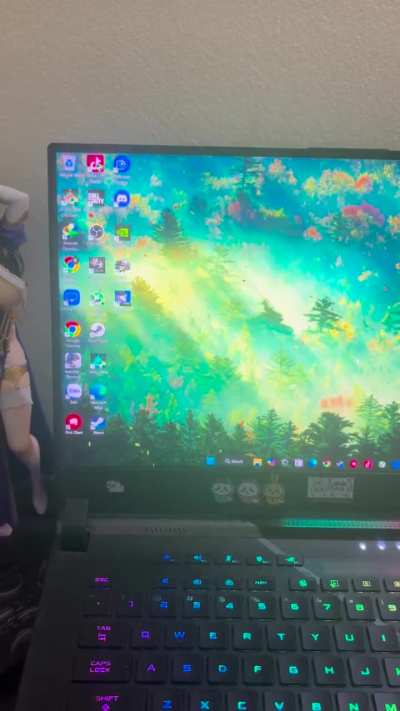 Wallpaper Engine causes flickering only with one wallpaper — is this normal?