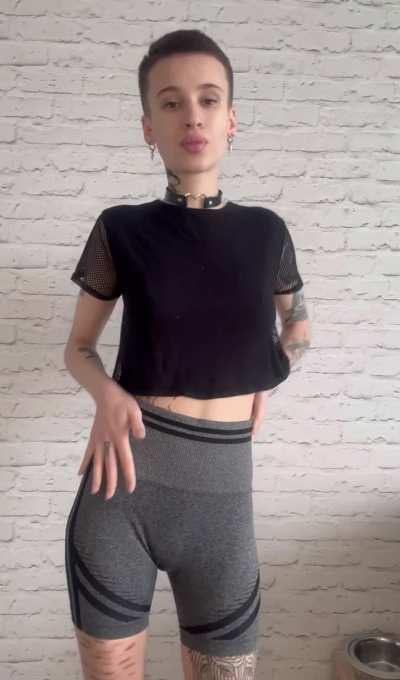 My outfit i wear today vs no outfit