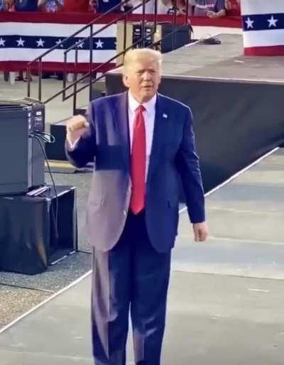 Trump dancing hilariously