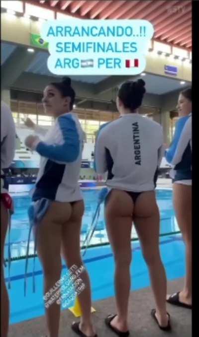 Who seems to be the best swimmer?