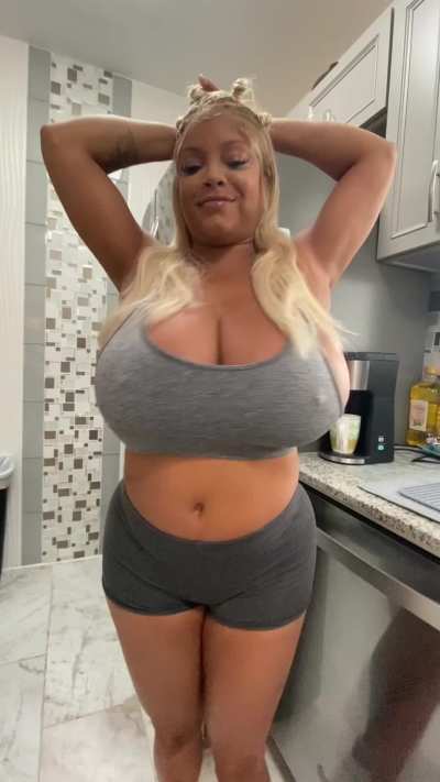 New 🔥content cuming 😜😜😜