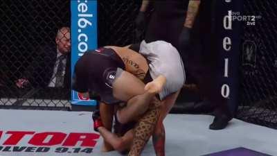 When Zabit put his opponent in a brutal Banana split Submission