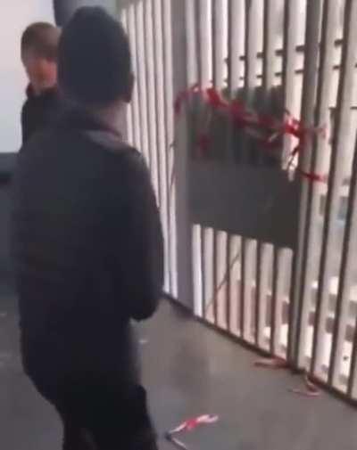 How Tf this even happen 😭