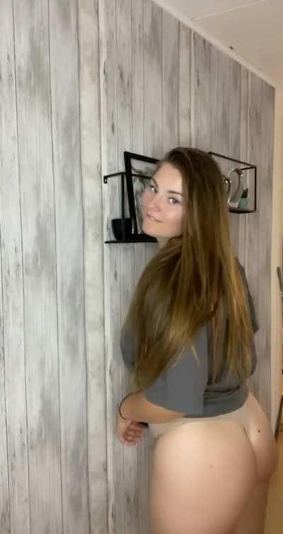 I stole your shirt but I can give it back if you cum all over my face