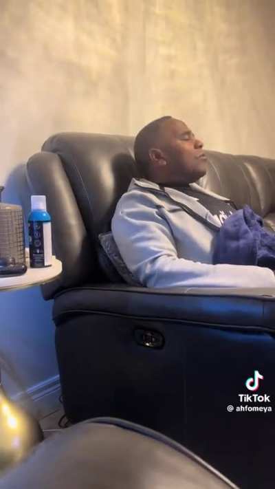 Explaining dad what dating is like now