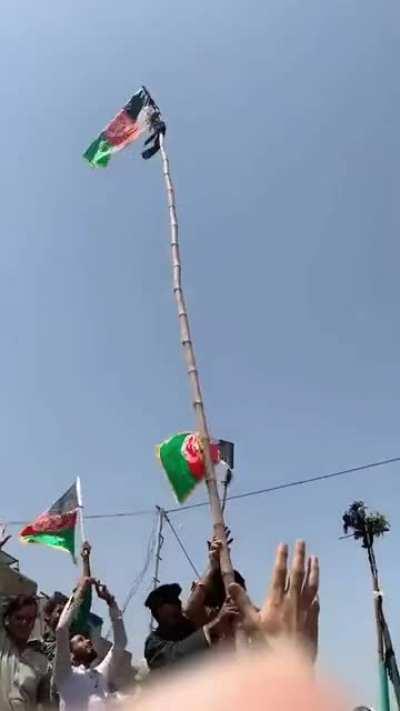 Afghanistan Flag rises again in the most brutally captured area Nangrahar under the Taliban's.