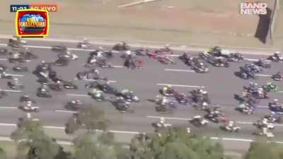 Acidente em motociata de Bolsonaro (fixed)