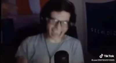 My brain during a test be like: