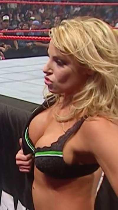 Trish Stratus