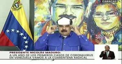 La cagó, si pero mínimo dice que lo usen, no como otro...