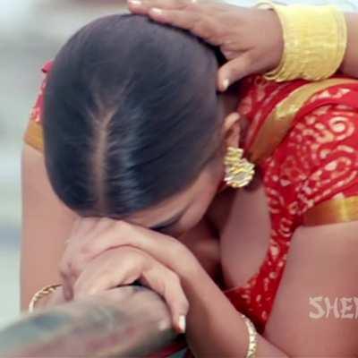 Aishwarya Rai downblouse