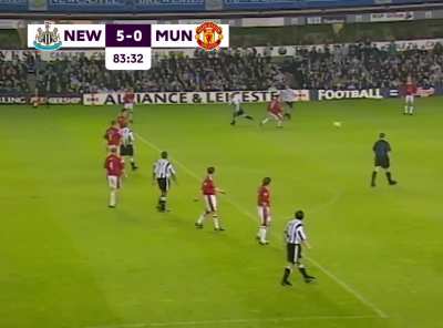 Philippe Albert's chip for Newcastle vs Manchester United (October 20, 1996)