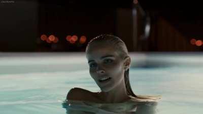Isabel Lucas - The Loft (Open Matte)