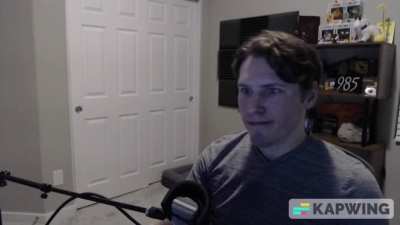 Last time I was watching the stream, he did this when the stream froze. Is this normal??