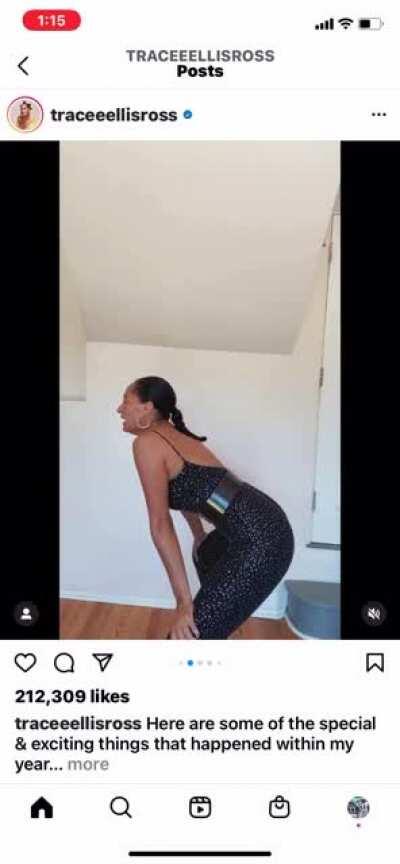 Can someone please repost this video and make it play over and over again ?!?!