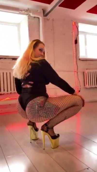 Ale Camara (@ale.camara)