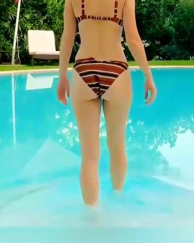 Brie Larson (throwback)