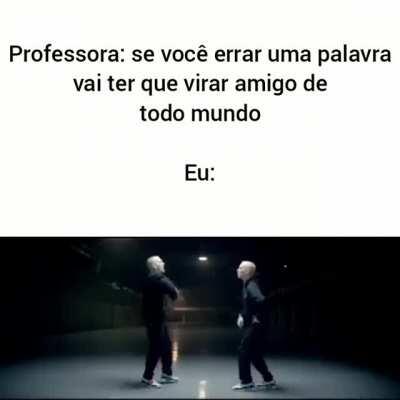 Titulo foi embora porque achou o meme muito ruim