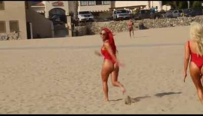 Maryse chasing Eva Marie(Total Divas Season 6 ep 12)