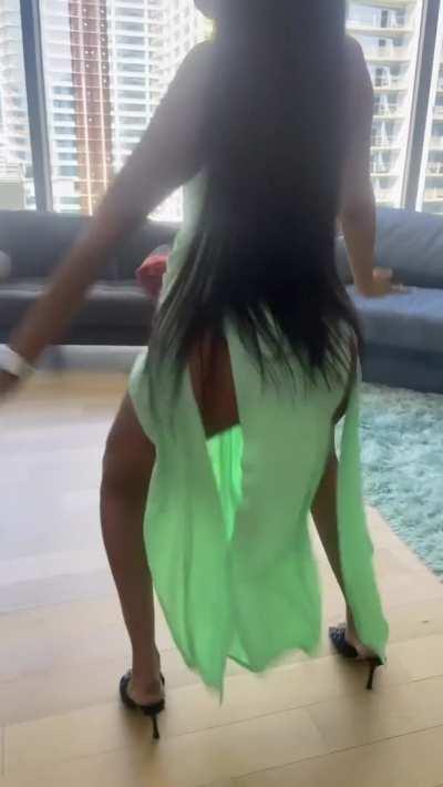 Edwina Acting Out 💯