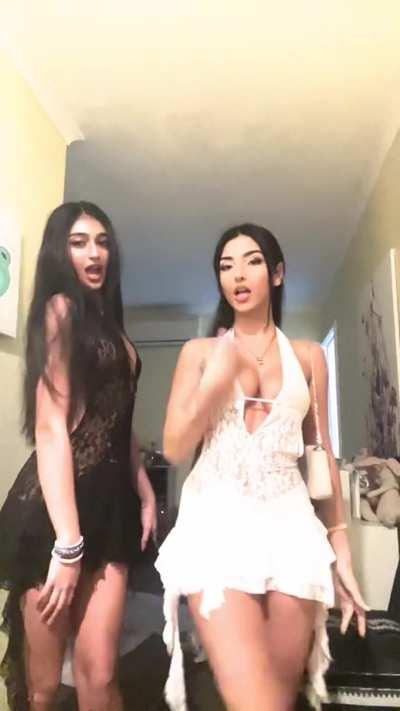 outfits >> big titties