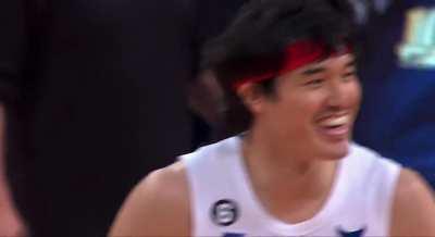 [Highlight] Kyrie Irving with the putback...dunk?