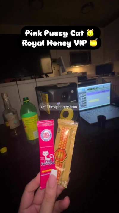 One for the fellas and one for the ladies 🖤💛