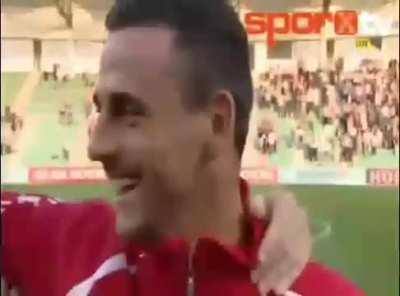 Tocaram Numb no lugar do hino de Malta