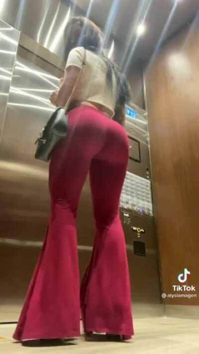 Will swallow you whole, g’damn