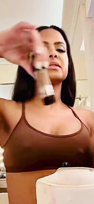 Christina Milian showing makeup on snap 👀