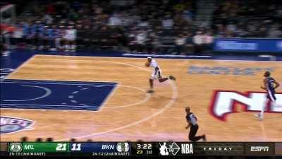 [Highlight] The rim comes up with a huge block on Bobby Portis