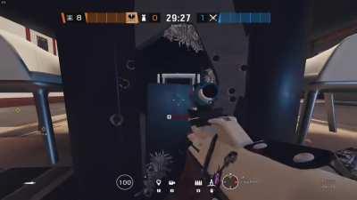 200 IQ Kaid trick from Team one against G2 in chalet